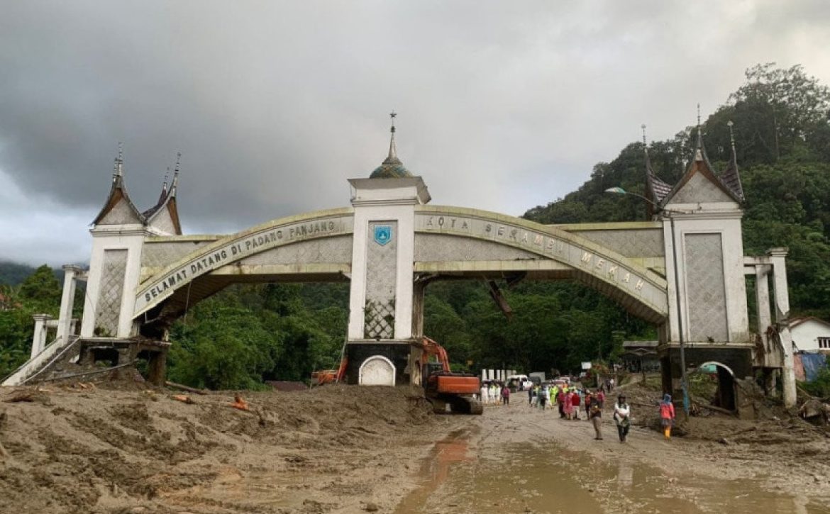 padang_panjang_1764515922